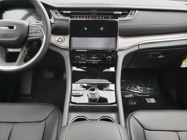 new 2025 Jeep Grand Cherokee L car, priced at $49,435