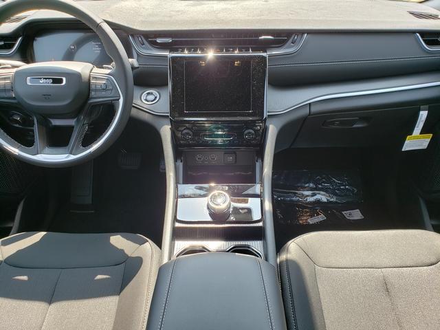new 2025 Jeep Grand Cherokee L car, priced at $39,408