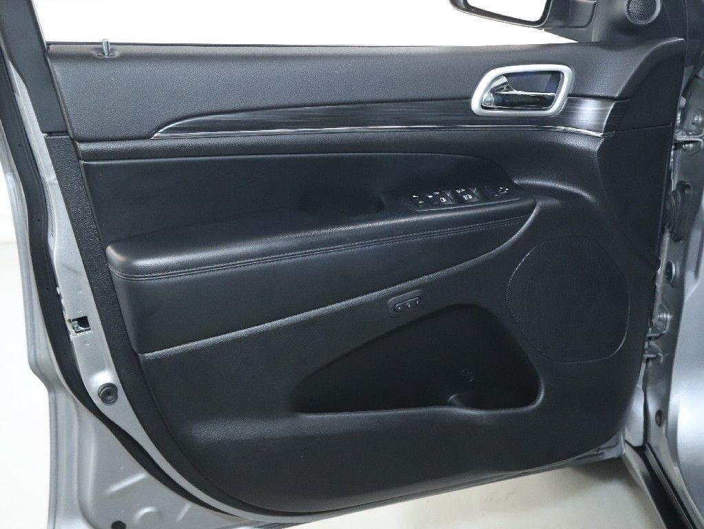 used 2020 Jeep Grand Cherokee car, priced at $23,987