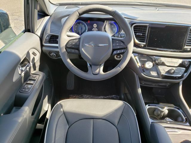 new 2026 Chrysler Pacifica car, priced at $56,830