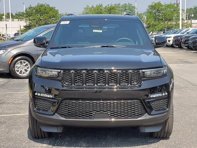 new 2025 Jeep Grand Cherokee car, priced at $48,192
