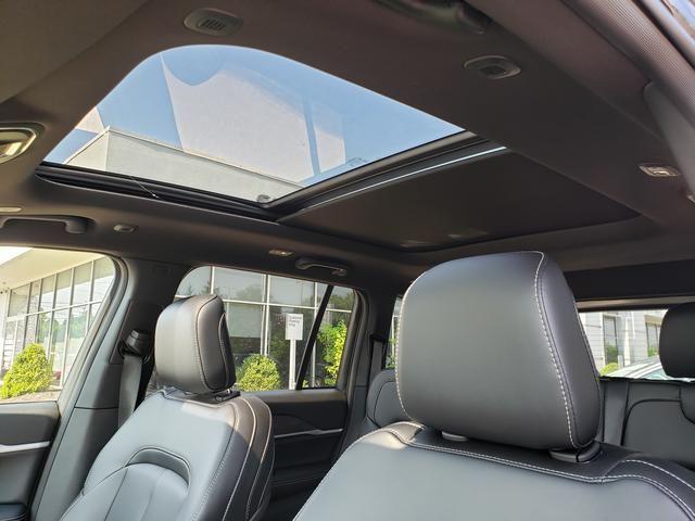 new 2025 Jeep Grand Cherokee car, priced at $48,192