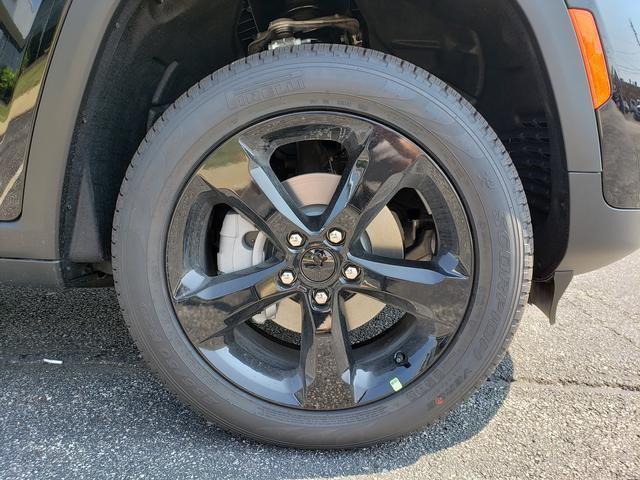 new 2025 Jeep Grand Cherokee car, priced at $48,192