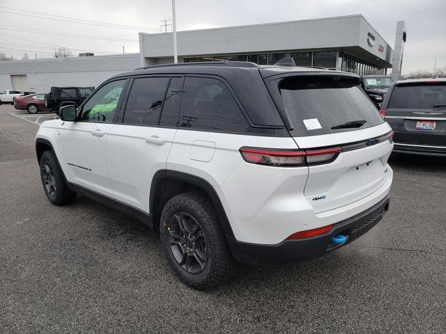 new 2024 Jeep Grand Cherokee 4xe car, priced at $61,324