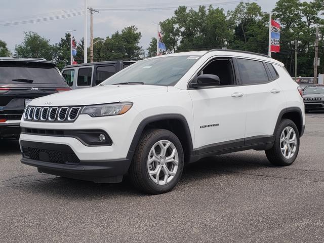 new 2024 Jeep Compass car, priced at $25,079