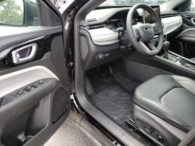new 2025 Jeep Compass car, priced at $31,919