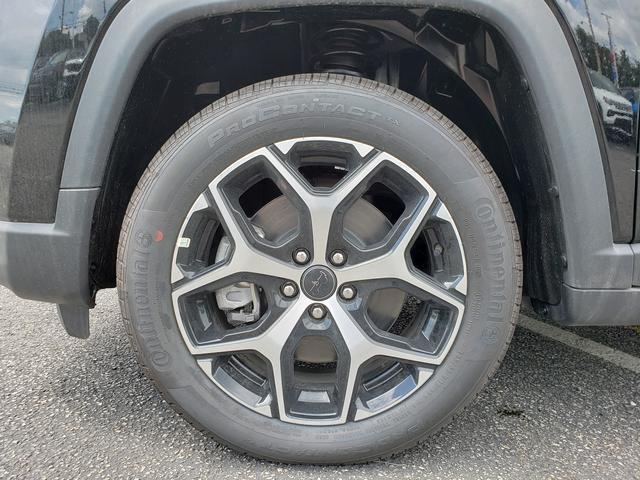 new 2025 Jeep Compass car, priced at $31,919
