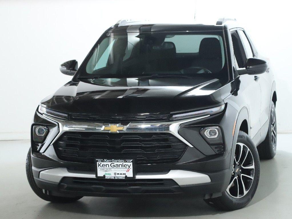 used 2025 Chevrolet TrailBlazer car, priced at $23,687