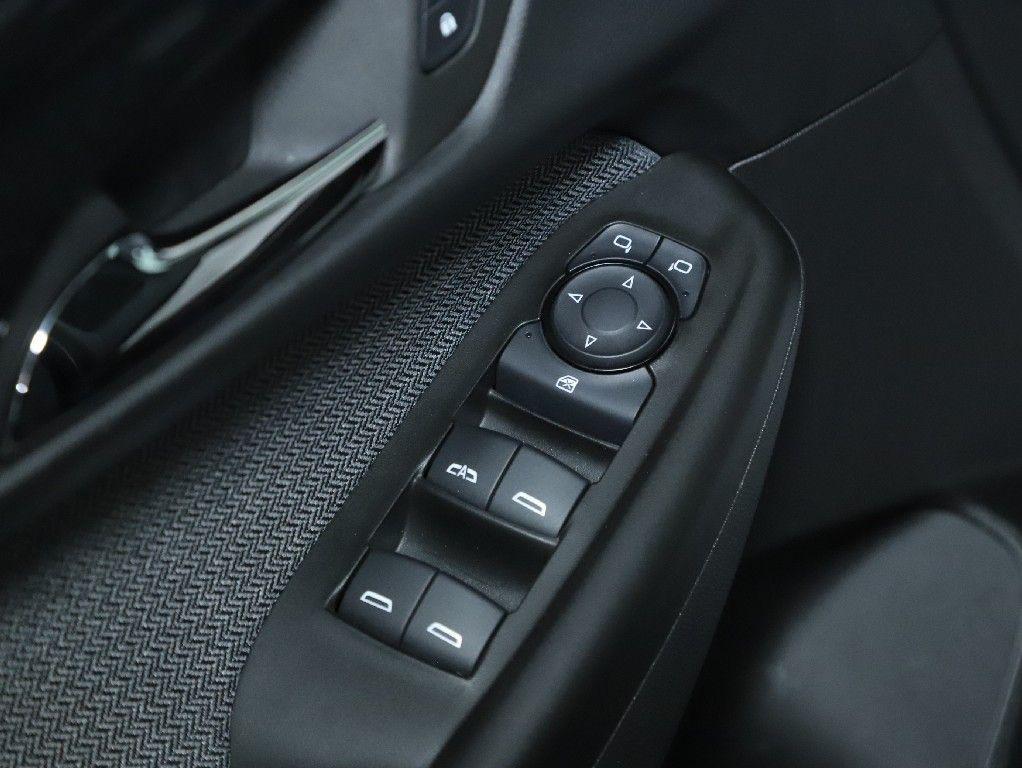 used 2025 Chevrolet TrailBlazer car, priced at $23,687