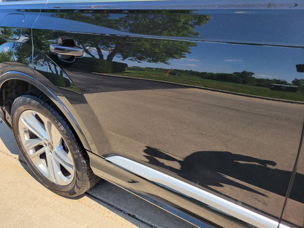 used 2024 Audi Q7 car, priced at $42,991