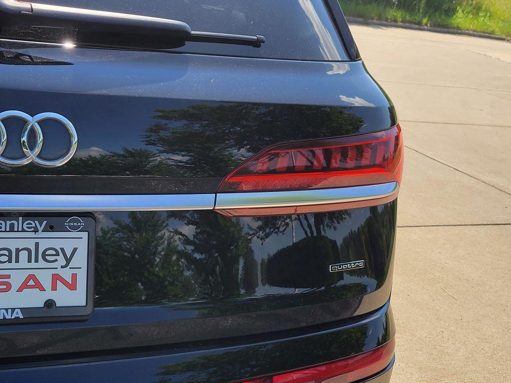 used 2024 Audi Q7 car, priced at $42,991