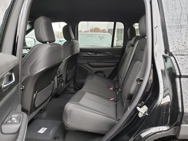 new 2025 Jeep Grand Cherokee car, priced at $32,364