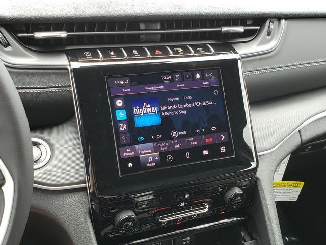 new 2025 Jeep Grand Cherokee car, priced at $41,007