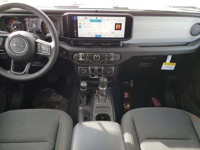 new 2025 Jeep Wrangler car, priced at $47,986