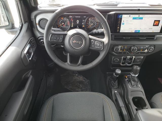 new 2025 Jeep Wrangler car, priced at $47,986