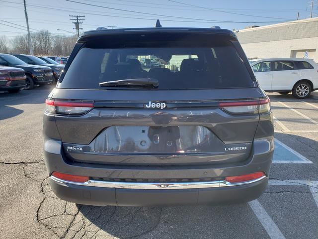 new 2025 Jeep Grand Cherokee car, priced at $37,290