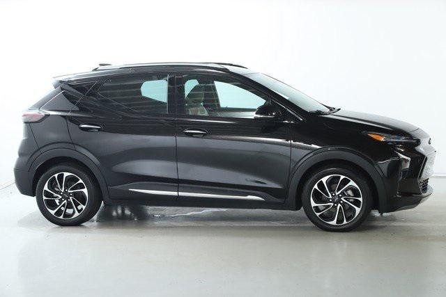 used 2022 Chevrolet Bolt EUV car, priced at $22,320