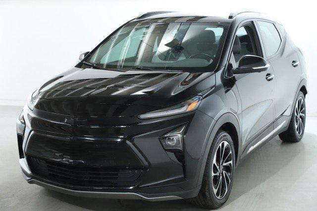 used 2022 Chevrolet Bolt EUV car, priced at $22,319