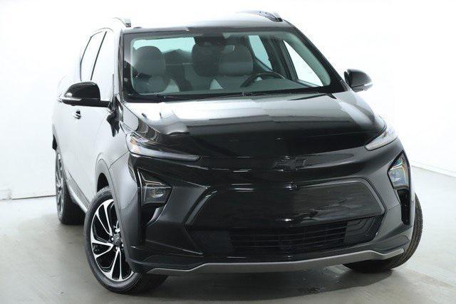 used 2022 Chevrolet Bolt EUV car, priced at $22,320