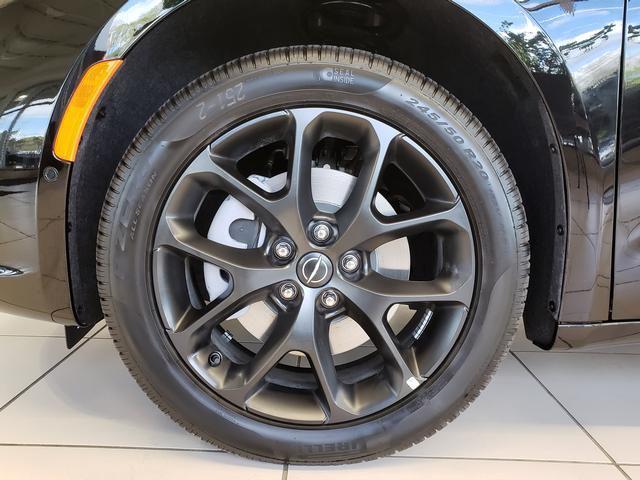 new 2026 Chrysler Pacifica car, priced at $52,310