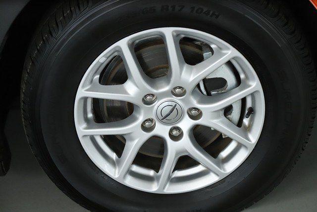 used 2023 Chrysler Pacifica car, priced at $23,517