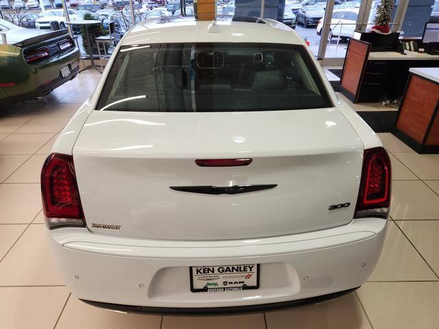 new 2022 Chrysler 300 car, priced at $36,615