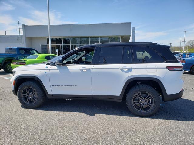 new 2024 Jeep Grand Cherokee 4xe car, priced at $57,981