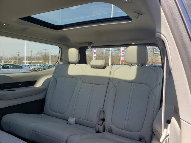 new 2024 Jeep Grand Wagoneer car, priced at $80,401