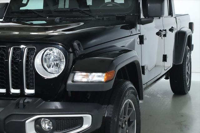 used 2023 Jeep Gladiator car, priced at $31,896