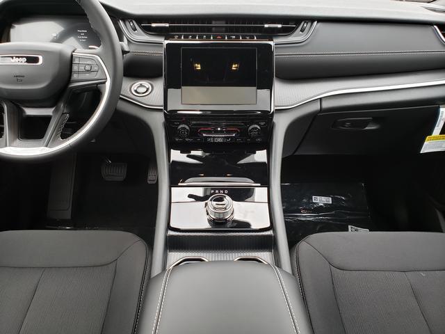 new 2025 Jeep Grand Cherokee L car, priced at $35,899