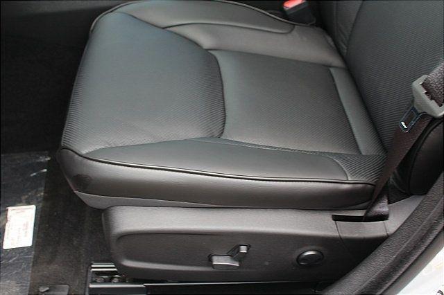 new 2023 Chrysler 300 car, priced at $38,129