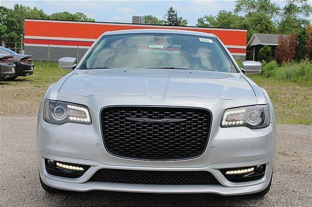 new 2023 Chrysler 300 car, priced at $38,129