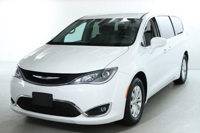 used 2019 Chrysler Pacifica car, priced at $21,182