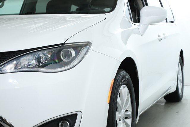 used 2019 Chrysler Pacifica car, priced at $21,182