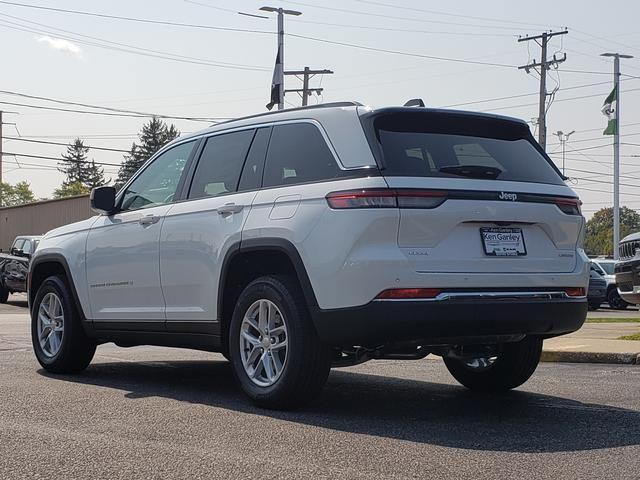 new 2025 Jeep Grand Cherokee car, priced at $35,495