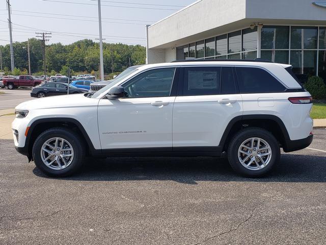 new 2025 Jeep Grand Cherokee car, priced at $35,495
