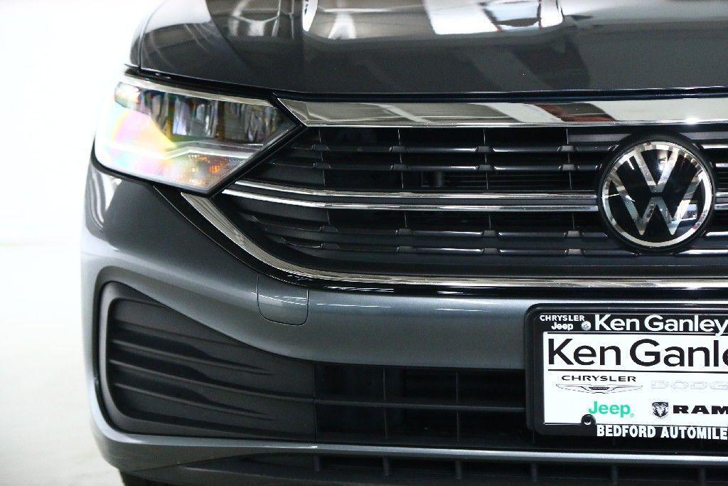 used 2024 Volkswagen Jetta car, priced at $20,984