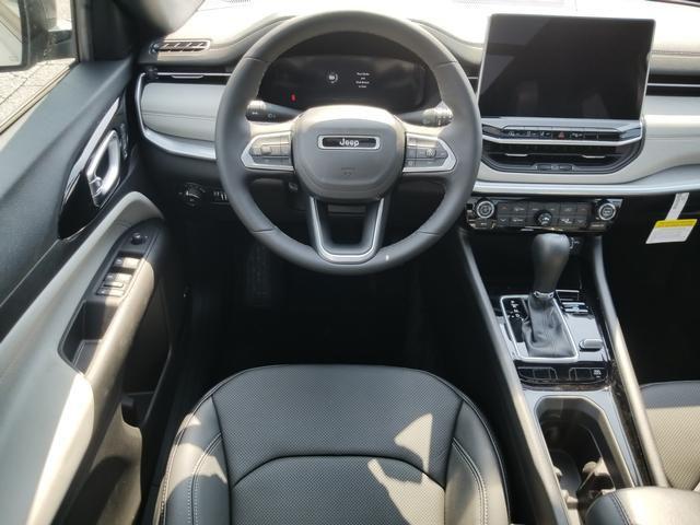 new 2025 Jeep Compass car, priced at $38,813