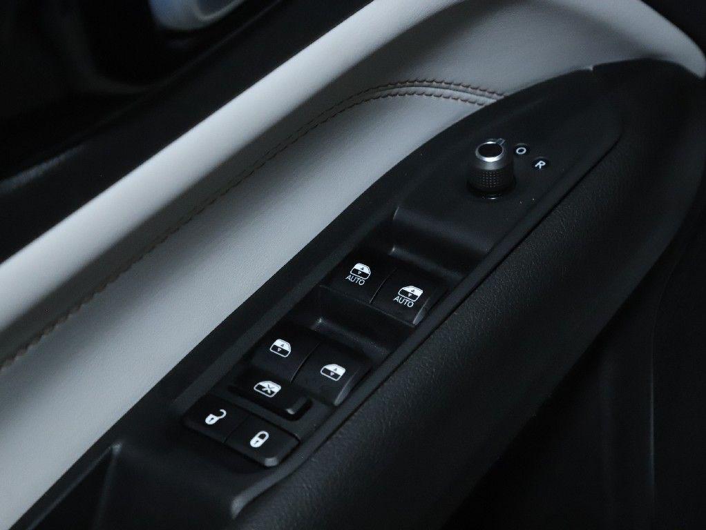 used 2023 Jeep Compass car, priced at $26,411