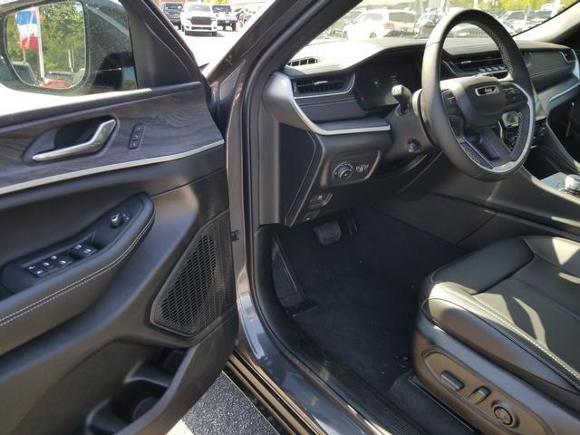 new 2025 Jeep Grand Cherokee L car, priced at $51,978