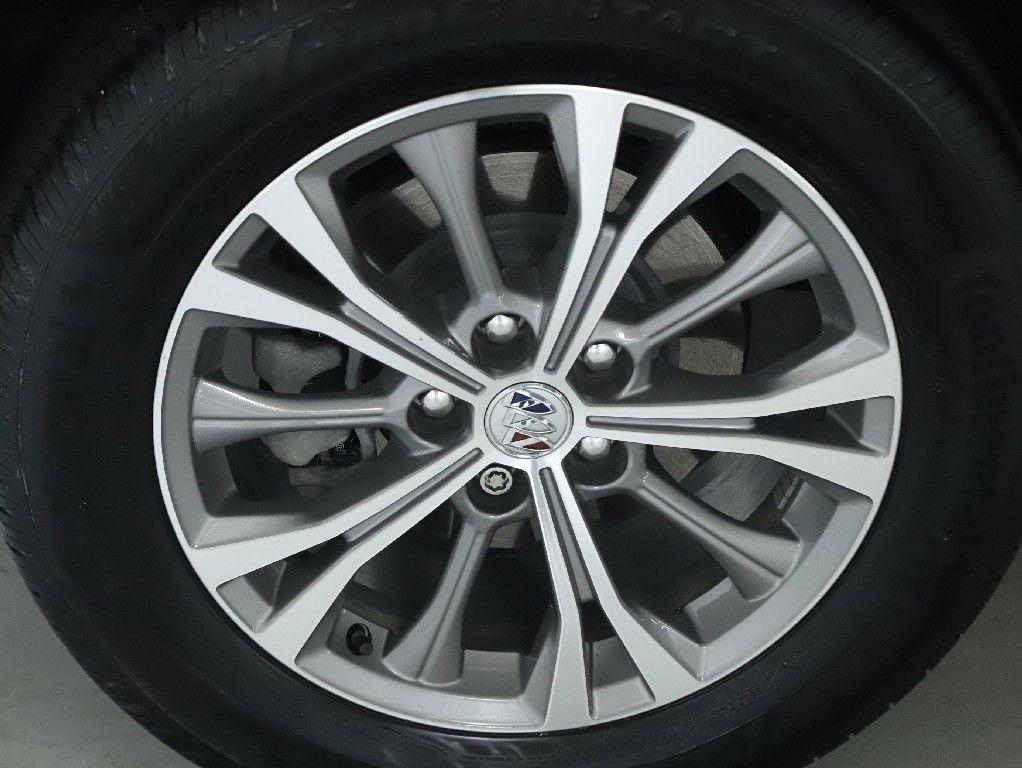 used 2023 Buick Envision car, priced at $25,487