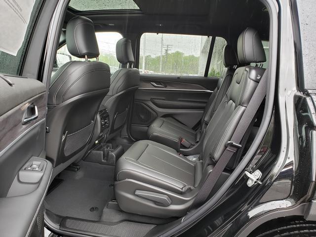 new 2025 Jeep Grand Cherokee L car, priced at $51,978