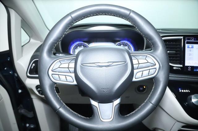 used 2022 Chrysler Pacifica car, priced at $28,957