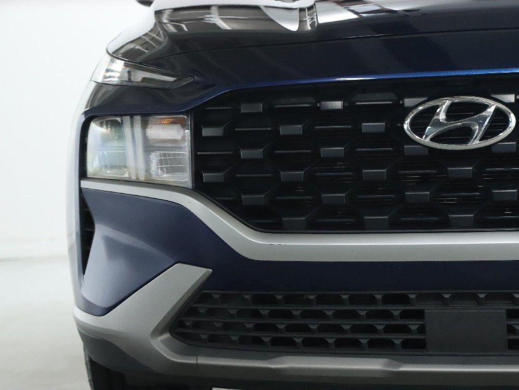 used 2023 Hyundai Santa Fe car, priced at $21,985