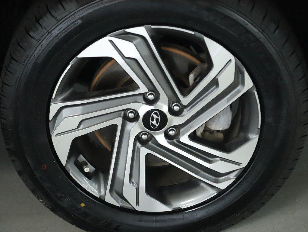 used 2023 Hyundai Santa Fe car, priced at $21,985