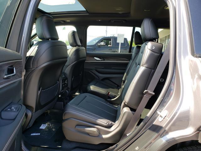 new 2025 Jeep Grand Cherokee L car, priced at $48,435