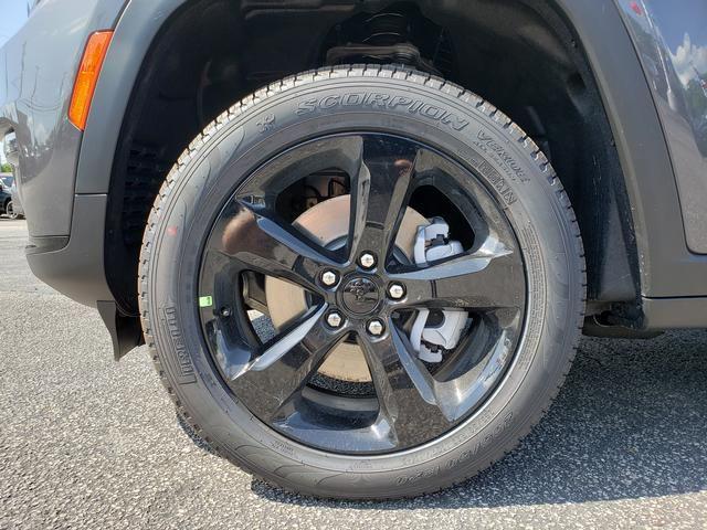 new 2025 Jeep Grand Cherokee L car, priced at $48,435