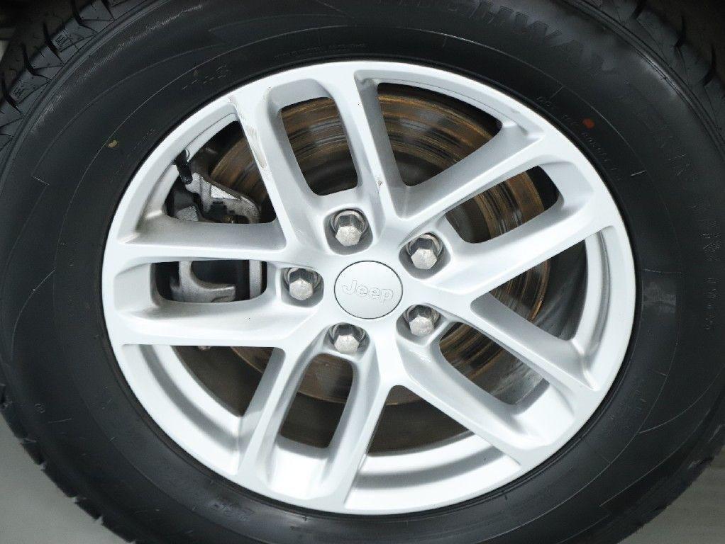 used 2023 Jeep Grand Cherokee L car, priced at $26,491