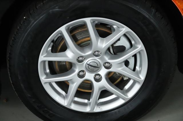 used 2023 Chrysler Pacifica car, priced at $23,903