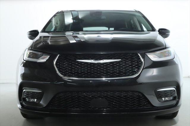 used 2023 Chrysler Pacifica car, priced at $22,386